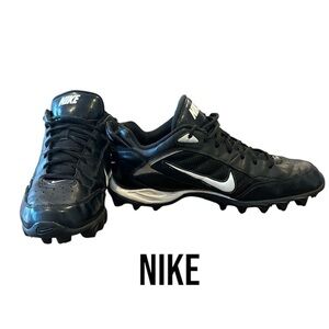 🤩Host Pick🎉 NIKE Land Shark Football Cleats | Black and White | Men’s 10.5